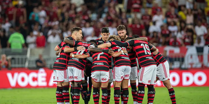 Flamengo enfrenta PSG em busca do título da Copa Intercontinental